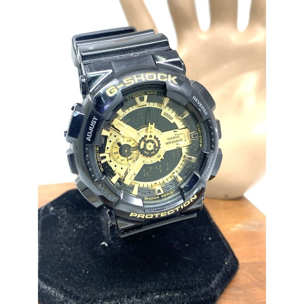 Casio G-Shock Men’s Watch GA110GB-1A Quartz Gold Black Resin Analog Digital 50mm